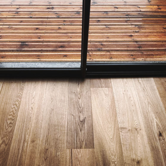 Parquet contrecollé en chêne naturel de chez Lamett à Nostang
