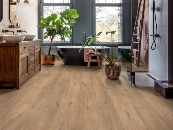Sol vinyle de luxe dans la salle de bain Floorify Teddy Bear F102 lames XL résistantes à l'eau et aux tâches - Décobois