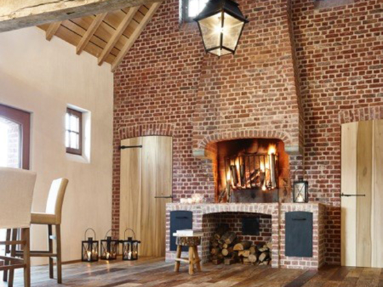 Parquet vieilli DILEGNO dans une belle grange rénovée - Décobois