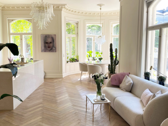 Parquet vieilli DILEGNO dans un salon ancien - Décobois