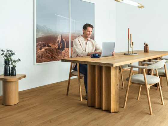 Sol stratifié Quick Step dans le salon - Décobois